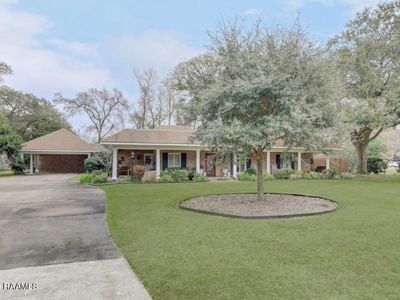 103 Flossmore Dr