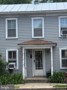 11 W Germain St