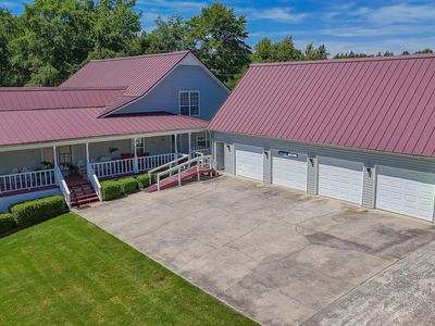 1898 County Road 369