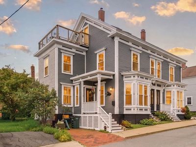 1 Olive St