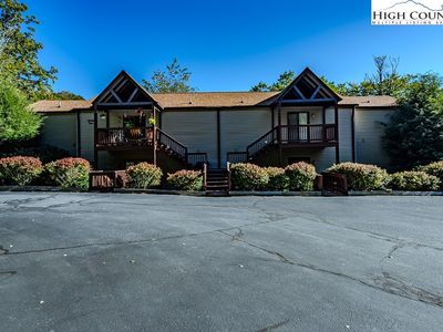 1664 Grouse Moor Drive UNIT 8