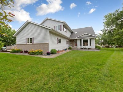 Property at 908 9th St SE, Waseca, MN