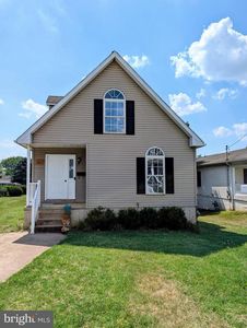 303 Catoctin Ave