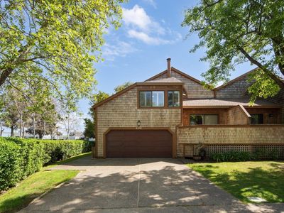 9201 Lakewood Dr