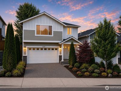 2744 S 120th Place
