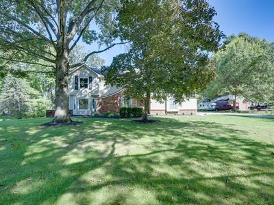8005 Maxtown Rd