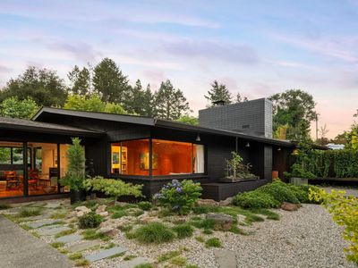 7480 Poplar Drive