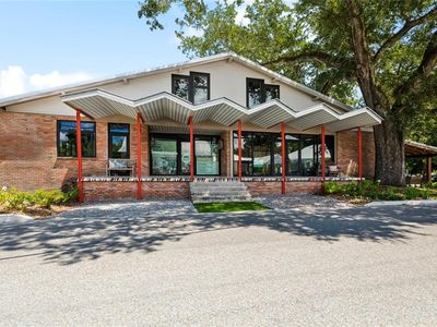 301 S Toulme St #203