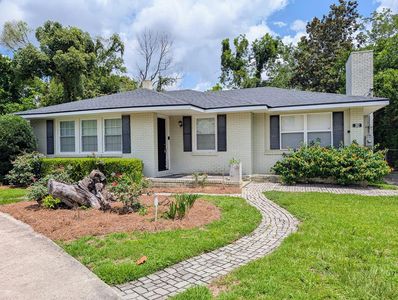 202 Wayne Ave