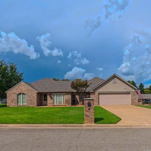 12 Meadowview Dr
