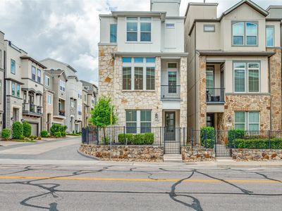 710 High Garden Pl