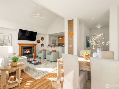 55 Williams Avenue S #401