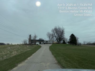 1317 S Benton Center Rd