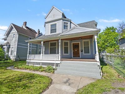327 Henry Ave SE