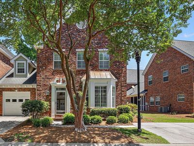 725 Natchez Cir