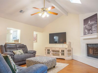 36 S High Oaks Cir