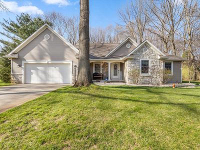 13745 Ranier Dr