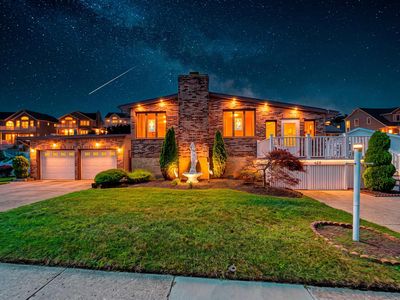 429 W Shore Dr