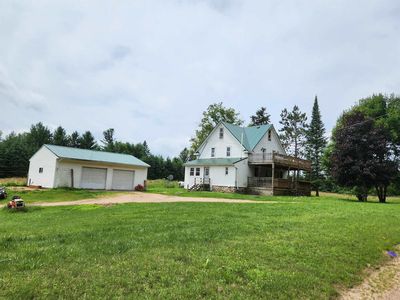 W15805 BENBROOKS LANE