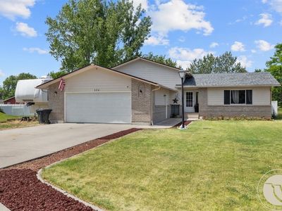 824 Troy Cir