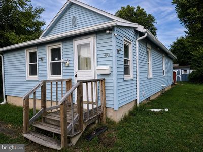 405 Columbia Ave