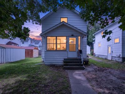 704 Orange St