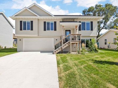 819 Fairview Dr