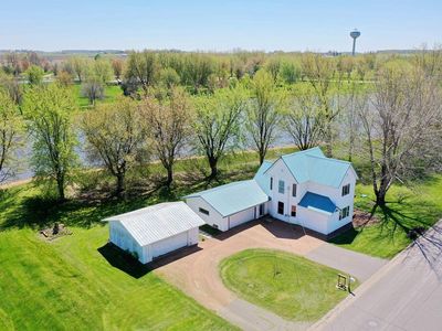 192 South LINDEN STREET