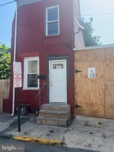 115 Moss St