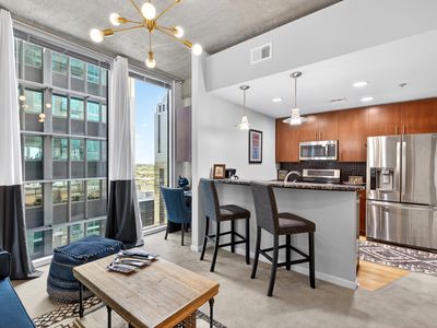 415 Church St APT 1707