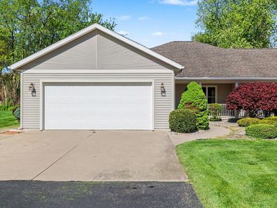81 Oakwood Dr