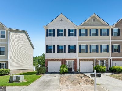 6383 Redan Sq