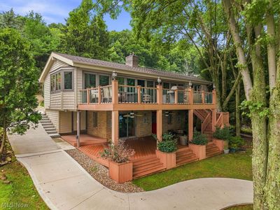 50 E Mohawk Dr