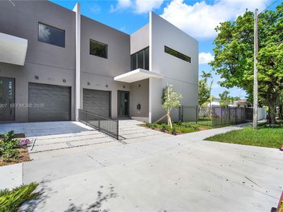 3437 SW 29th St #3437