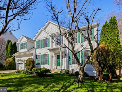 12017 Floating Clouds Path