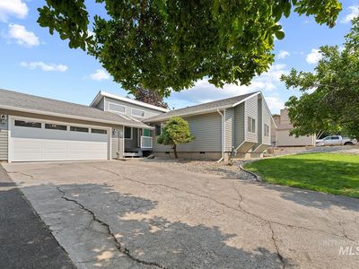 2405 Shelley Ln