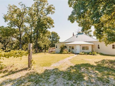 17628 Highway T
