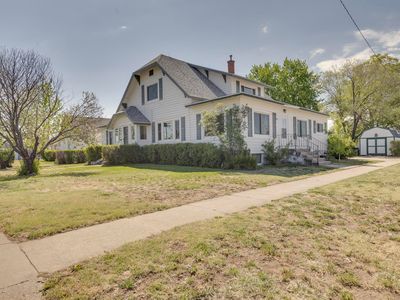 Property at 819 Shole Ave, Cambridge, NE