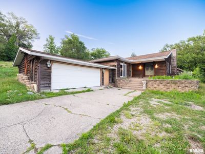 Property at 132 Greenlawn Ct, East Peoria, IL