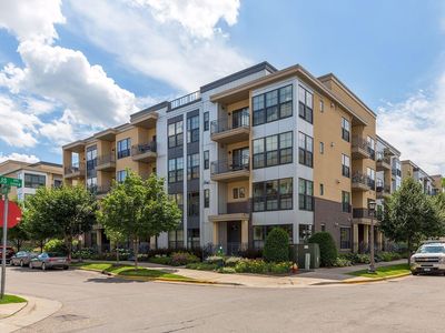 2566 Ellis Ave APT 416