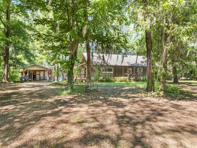 122 Old Levee Rd