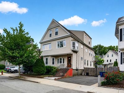 52 Pearson Rd