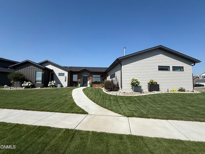 2231 Pirates Loop SE