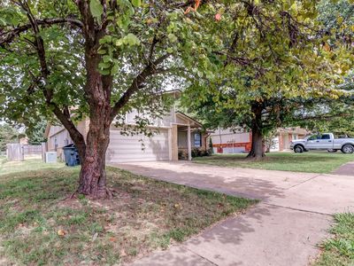 200 W Delmar St