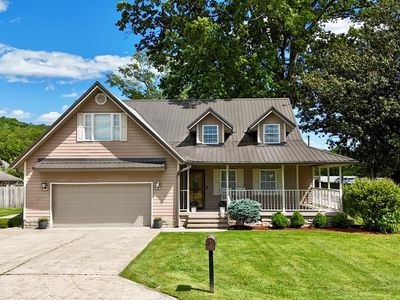 51 Red Dog Ln
