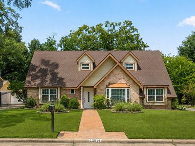 12514 Hazelwood Ln