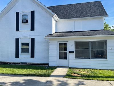 9 W Water St