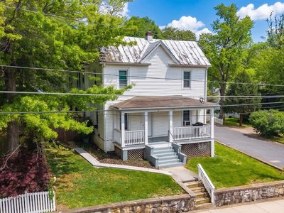 Property at 650 Alleghany Ave, Staunton, VA