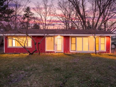 1400 Bliss Ln