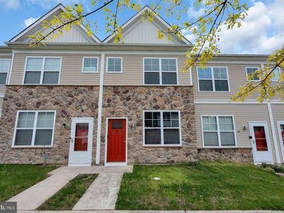 41 Rowand Way E